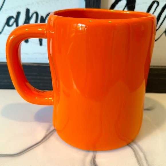 EEK! Mug By Rae Dunn - Picture 3 of 6